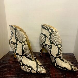 Nine West Size 10 booties